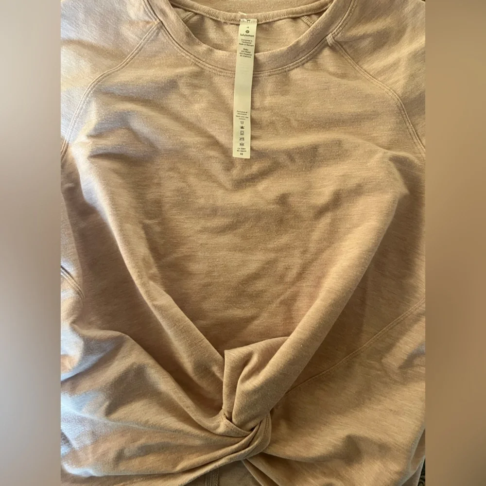 Lululemon gather pale pink pullover sweatshirt comfy soft Long Sleeve 4 twist